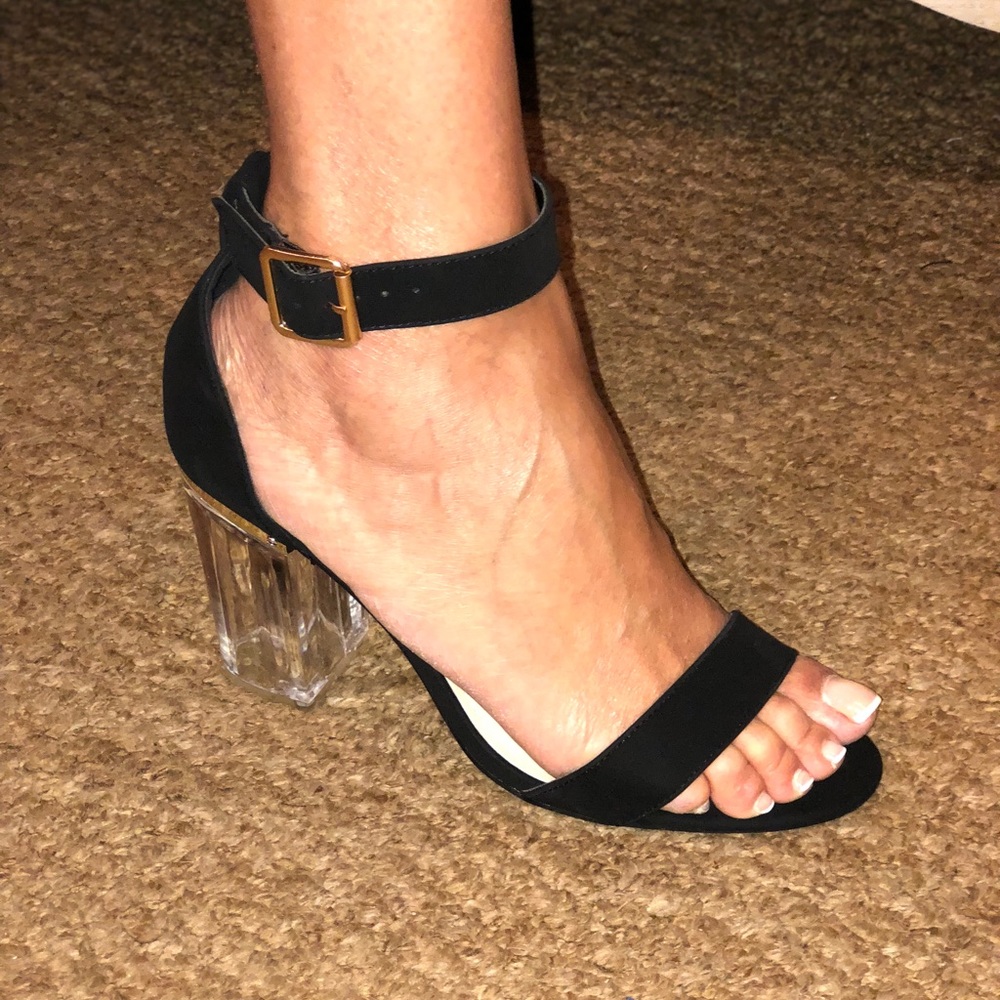 Suede black shoes with clear heels